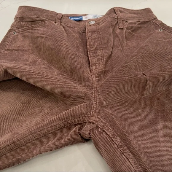 WORN ONCE! Old Navy Woman’s Higher High-Rise Flare Brown Corduroy Pants - Picture 4 of 15